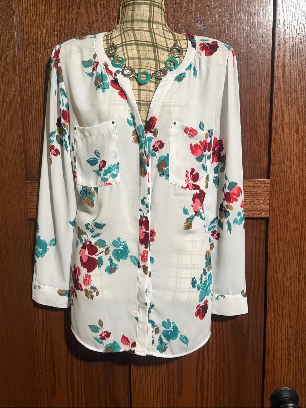 Apt. 9 Cream Button-Down Blouse with Teal, Red & Brown Floral Print